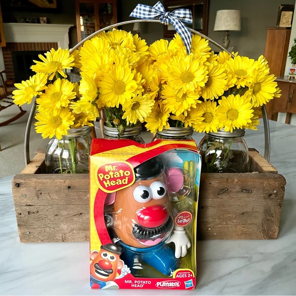 Mr. Potato Head•NEW IN BOX•2010•PLAYSKOOL by Hasbro•Iconic Toy with Accessories - Picture 10 of 12